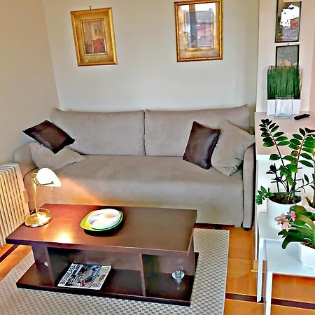 Apartment Bitcoin