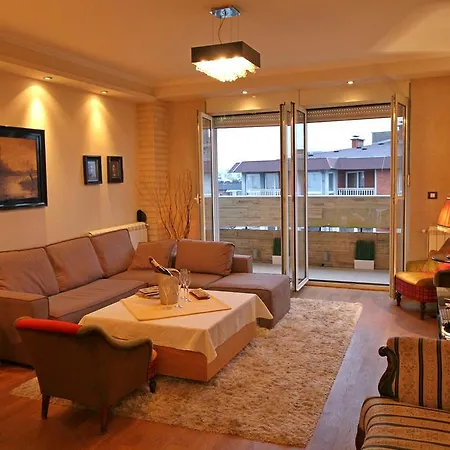 Bitcoin Apartment *